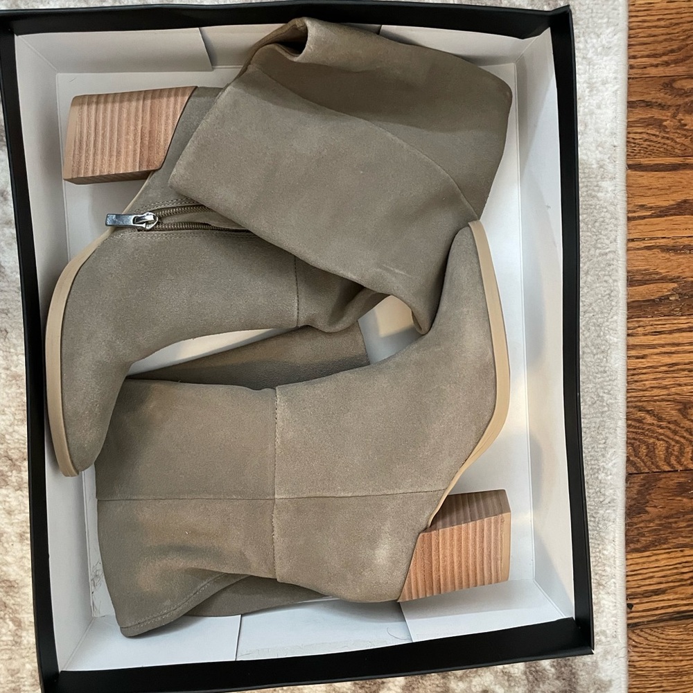 Dolce Vita Rudy Suede Boots